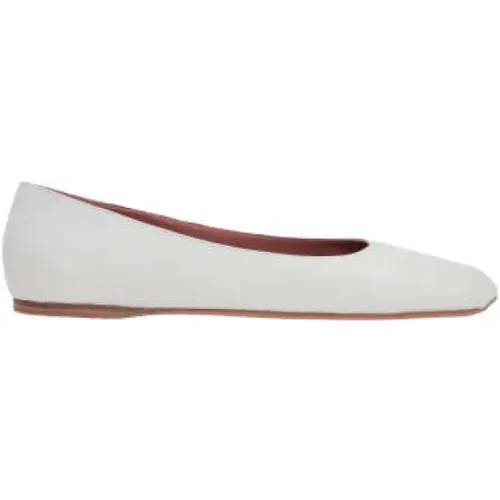 Square Toe Flat Shoes , female, Sizes: 6 UK, 8 UK, 5 UK, 3 1/2 UK, 4 1/2 UK, 4 UK - Amina Muaddi - Modalova