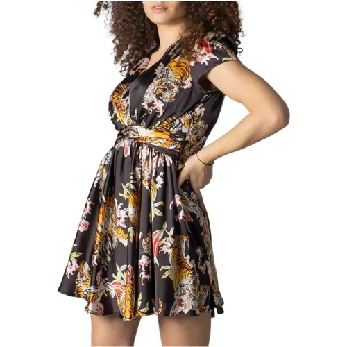 Printed Short Sleeve Dress , female, Sizes: S, M, XS, 2XS - Aniye By - Modalova