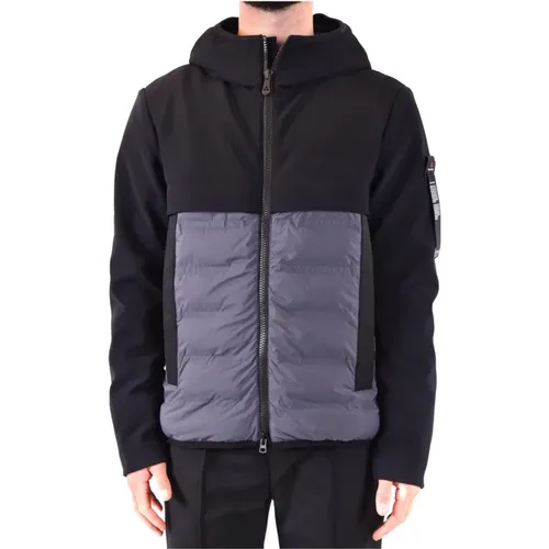 Down Jacket, Stay Warm and Stylish , male, Sizes: XS - Peuterey - Modalova