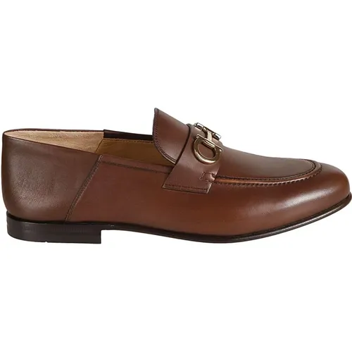 Stylish Slip-on Moccasin Ornament , male, Sizes: 7 1/2 UK - Salvatore Ferragamo - Modalova