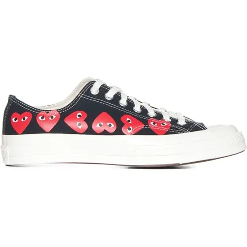 Schwarze Herz Low Top Sneakers , Herren, Größe: 42 1/2 EU - Comme des Garçons Play - Modalova