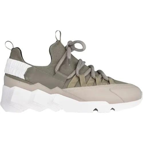 Trek Comet Sneakers in Khaki/Grau/Weiß , Herren, Größe: 40 EU - Pierre Hardy - Modalova