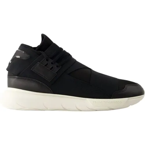 Leather Qasa Sneakers , male, Sizes: 7 1/2 UK, 8 1/2 UK, 7 UK, 5 UK, 4 UK, 10 UK, 9 UK, 10 1/2 UK, 11 UK, 8 UK - Y-3 - Modalova