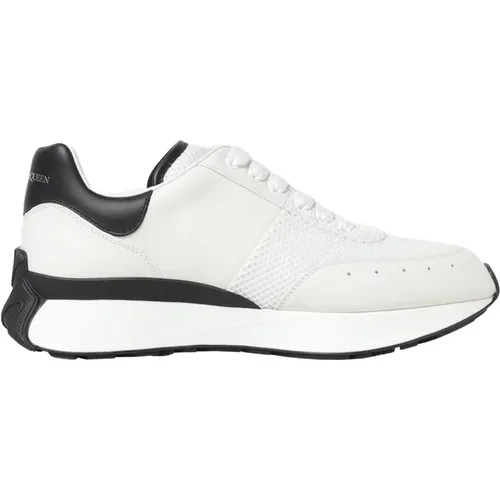 Black Leather Sneakers , male, Sizes: 9 UK, 8 1/2 UK, 9 1/2 UK, 7 UK, 11 UK, 10 UK, 10 1/2 UK, 6 UK - alexander mcqueen - Modalova