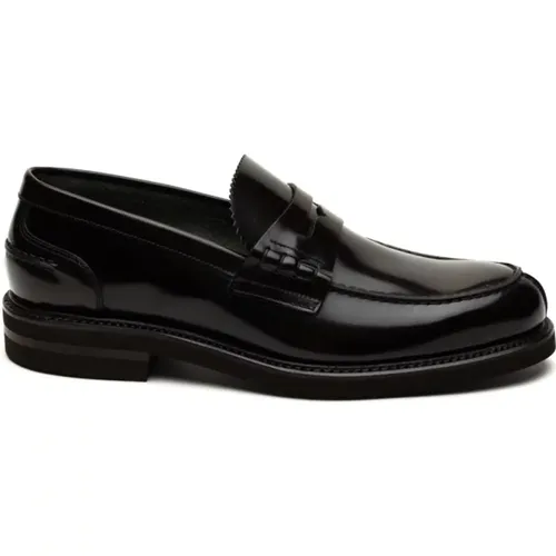 Flat Shoes Ebony Box , male, Sizes: 6 1/2 UK, 10 1/2 UK, 5 UK, 6 UK, 8 UK, 8 1/2 UK, 9 UK - Berwick - Modalova
