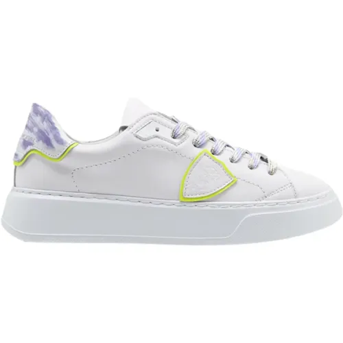 Low Top Sneakers in White and Purple , female, Sizes: 4 UK - Philippe Model - Modalova