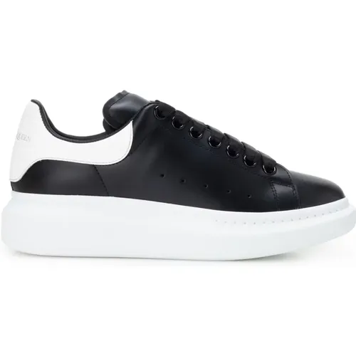 Oversized Sneakers for Women , female, Sizes: 1 UK, 3 1/2 UK, 6 1/2 UK, 2 UK, 7 UK, 3 UK, 2 1/2 UK, 4 1/2 UK - alexander mcqueen - Modalova