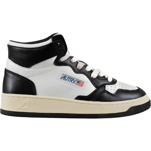 Trendy Leather Sneakers with US Flag Detail , female, Sizes: 3 UK - Autry - Modalova