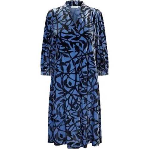 Shiny Velvet Dress with Eye-Catching Print , female, Sizes: XL, L, S, XS - Masai - Modalova