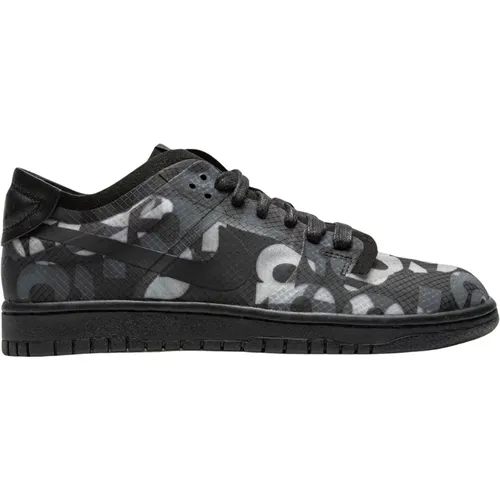 Limitierte Auflage CDG Monogram Print Sneakers , Herren, Größe: 35 1/2 EU - Nike - Modalova