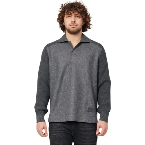 Grey Sweater with Textured Design , male, Sizes: L, XL - Emporio Armani EA7 - Modalova