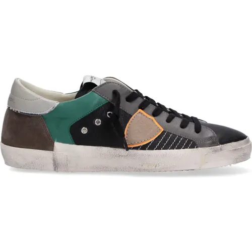 Italian Leather Sneakers with Iconic Emblem , male, Sizes: 11 UK, 9 UK, 6 UK, 8 UK, 7 UK - Philippe Model - Modalova