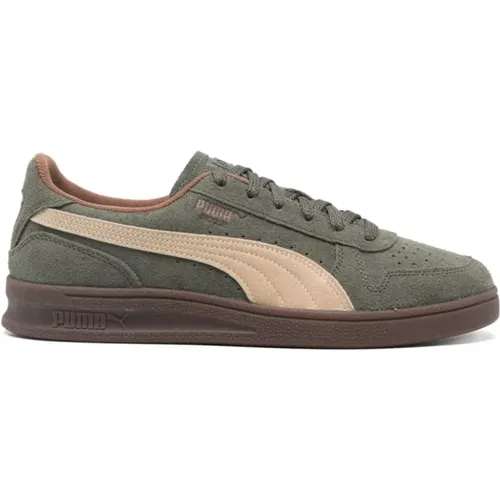 R-Suede Indoor Sneakers , male, Sizes: 7 1/2 UK, 11 1/2 UK, 8 1/2 UK - Puma - Modalova