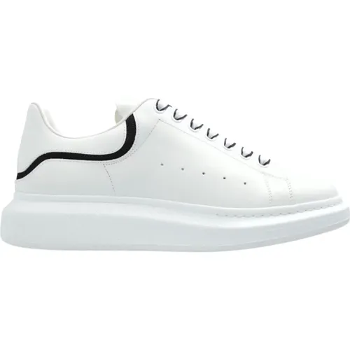 Oversize Sneakers , male, Sizes: 6 UK - alexander mcqueen - Modalova