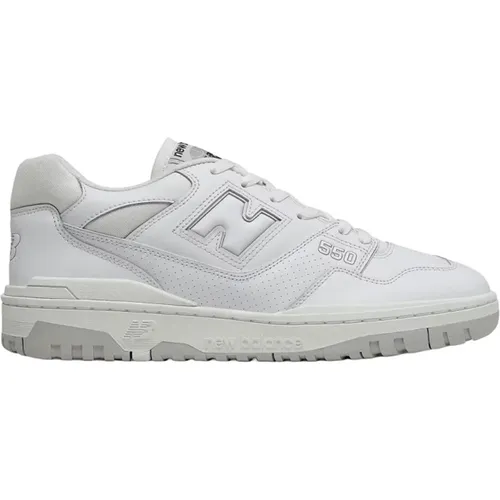 Sneakers 550 , female, Sizes: 4 UK, 5 1/2 UK, 6 1/2 UK, 4 1/2 UK, 7 UK, 5 UK - New Balance - Modalova