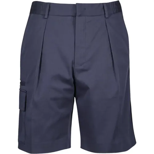 Golf Shorts mit Taschen und Falten - Fendi - Modalova