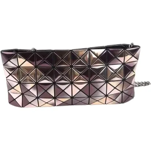 Pre-owned Leder clutches - Issey Miyake Pre-owned - Modalova