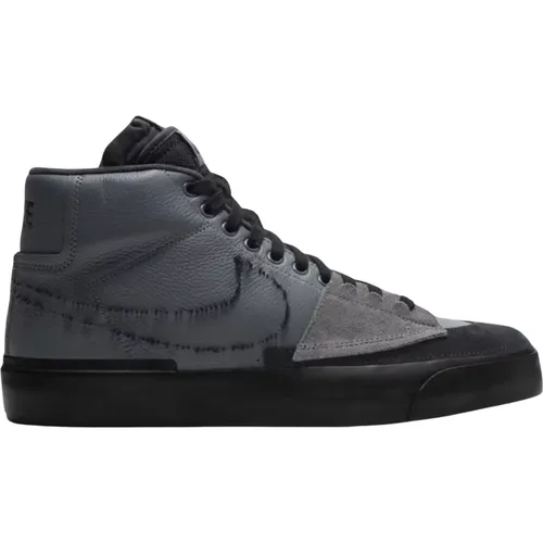 Limitierte Auflage Blazer Mid Edge Iron Grey , Herren, Größe: 36 EU - Nike - Modalova