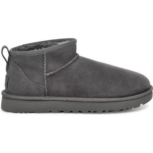 Grey Classic Ultra Mini Winter Boots , female, Sizes: 3 UK - Ugg - Modalova