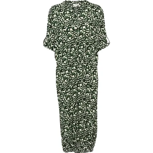 Grünes Kleid mit ¾ Ärmeln - Soaked in Luxury - Modalova
