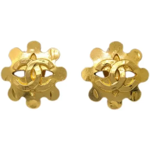 Pre-owned Metal earrings , female, Sizes: ONE SIZE - Chanel Vintage - Modalova