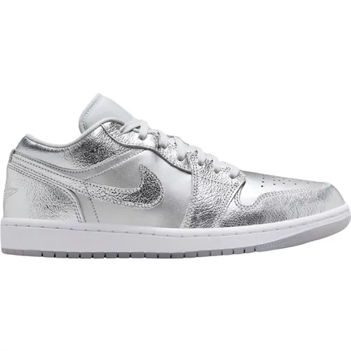 Limitierte Auflage Metallic Silver Low SE - Nike - Modalova