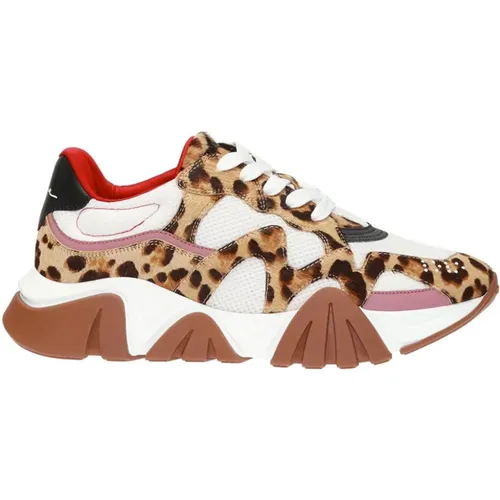 Leopard Sneakers Beige Ss22 , male, Sizes: 7 1/2 UK, 11 UK, 12 1/2 UK, 7 UK - Versace - Modalova