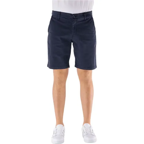 Chino Shorts for Men , male, Sizes: W31, W33, W36, W32, W29 - Guess - Modalova