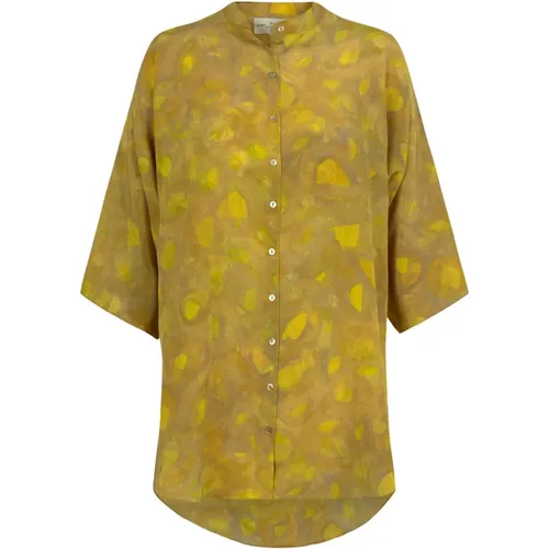 Oversized Silk Shirt with Kimono Sleeves , female, Sizes: L, 2XL, M - Cortana - Modalova