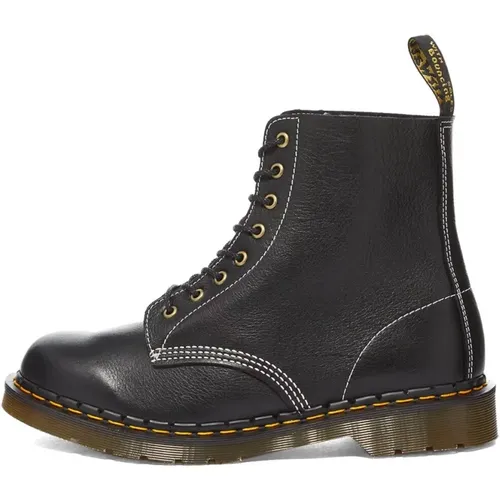 Classic Made In England Leather Boots , male, Sizes: 10 UK, 7 UK, 8 UK - Dr. Martens - Modalova