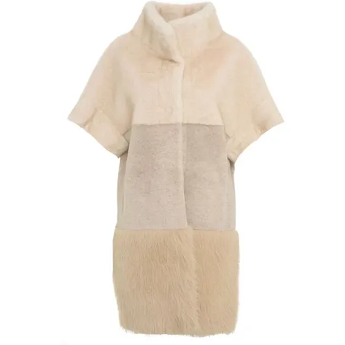 Faux Fur High Collar Coat , Damen, Größe: S - Bully - Modalova