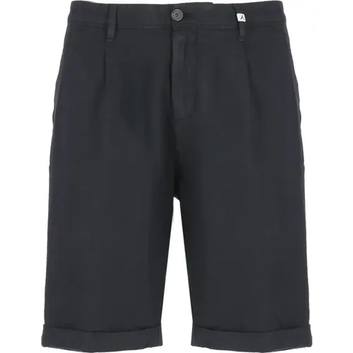 Blaue Baumwoll-Leinen-Bermuda-Shorts , Herren, Größe: M - Myths - Modalova