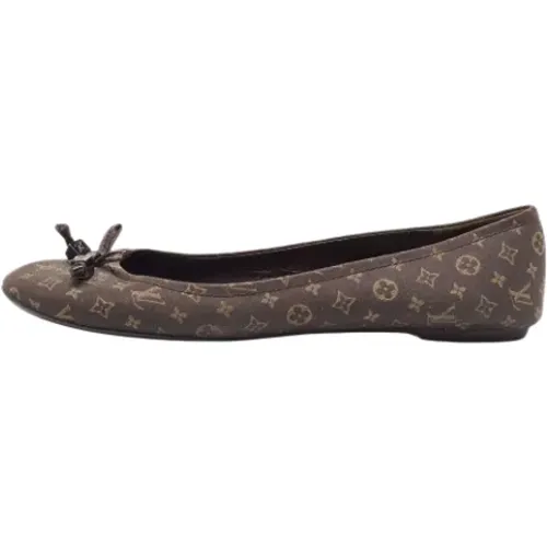 Pre-owned Canvas flats , female, Sizes: 7 1/2 UK - Louis Vuitton Vintage - Modalova