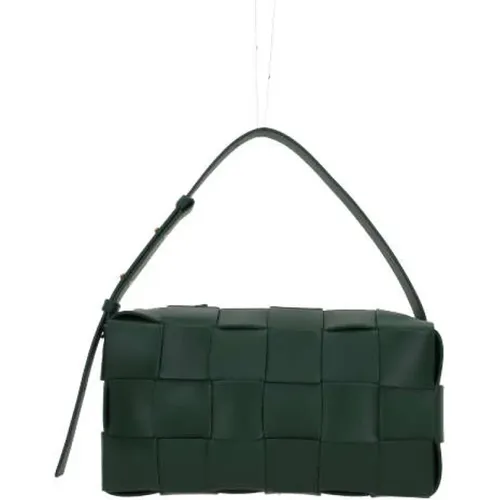Dark Maxi Intrecciato Shoulder Bag , female, Sizes: ONE SIZE - Bottega Veneta - Modalova