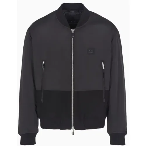 Schwarze Mäntel für Männer,Schwarze Bomberjacke Modernes Minimalistisches Design - Armani Exchange - Modalova