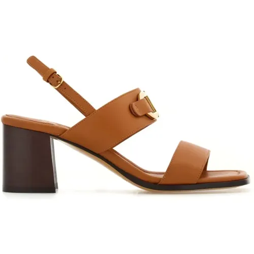 Leather Sandals with Gold Detail , female, Sizes: 2 1/2 UK - Salvatore Ferragamo - Modalova
