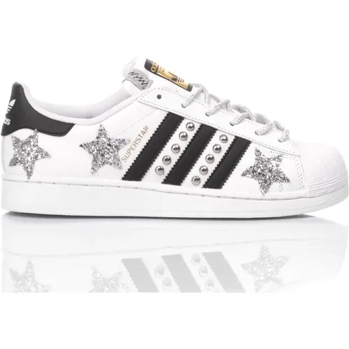 Handgefertigte Silber Weiße Sneakers , Damen, Größe: 41 1/3 EU - Adidas - Modalova