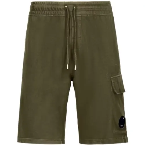 Fashion-forward Light Fleece Cargo Shorts , male, Sizes: L - C.P. Company - Modalova