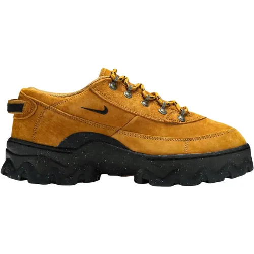 Limited Edition Lahar Low Wheat , male, Sizes: 2 1/2 UK, 4 1/2 UK, 2 UK, 3 1/2 UK, 6 UK, 5 UK, 7 UK - Nike - Modalova