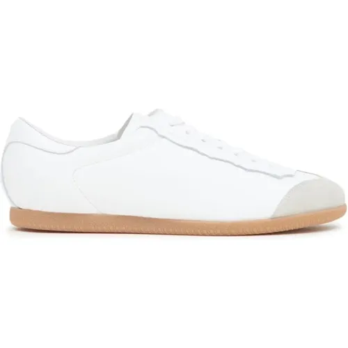 Feather Light Leather Sneakers for Men , male, Sizes: 4 UK, 3 UK, 6 UK, 10 UK, 7 UK, 5 UK, 9 UK, 8 UK - Maison Margiela - Modalova