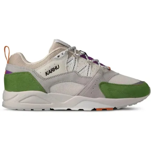 Fusion 2.0 Green White Sneaker , male, Sizes: 10 UK, 9 1/2 UK, 10 1/2 UK, 8 1/2 UK, 6 1/2 UK, 8 UK, 11 UK - Karhu - Modalova