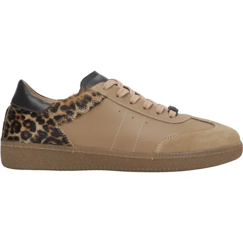 Damen Leichte Braune Leopardenmuster-Sneaker aus echtem italienischem Leder Er00115842 , Damen, Größe: 37 EU - Estro - Modalova