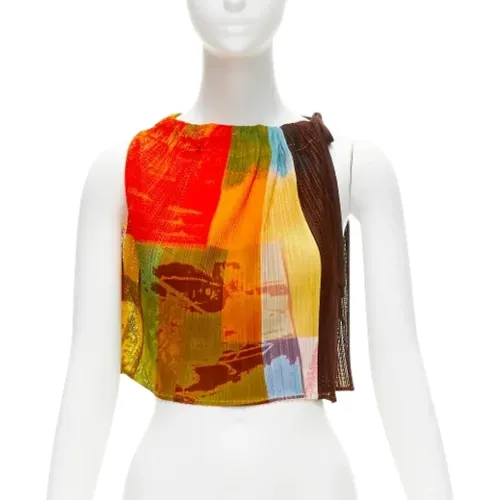 Pre-owned Polyester tops , female, Sizes: S - Issey Miyake Pre-owned - Modalova