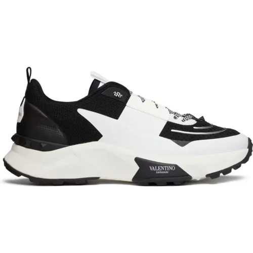 Sneakers , male, Sizes: 10 UK, 9 UK, 11 UK, 8 UK, 8 1/2 UK - Valentino Garavani - Modalova