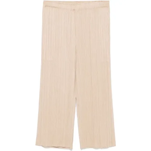 Stylish Trousers for Men and Women , female, Sizes: L, XL - Issey Miyake - Modalova