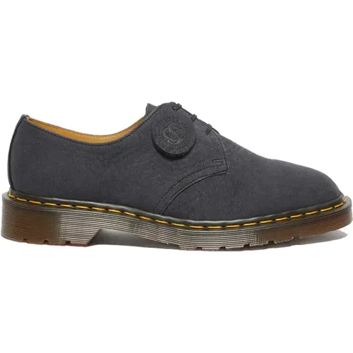 Handmade Nubuck Shoes with Unique Features , male, Sizes: 8 UK, 10 UK, 7 UK, 9 UK - Dr. Martens - Modalova