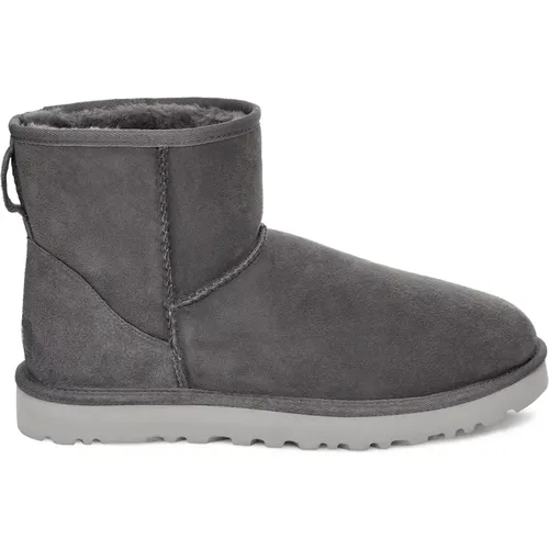 Klassische Mini Stiefel , Herren, Größe: 44 EU - Ugg - Modalova