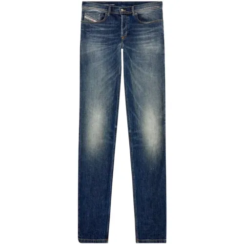 Classic Denim Jeans for Everyday Wear , male, Sizes: W32, W31, W34, W33, W30 - Diesel - Modalova