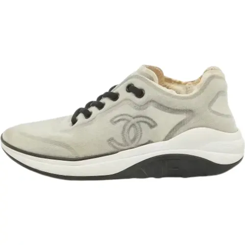 Pre-owned Fabric sneakers , female, Sizes: 7 UK - Chanel Vintage - Modalova