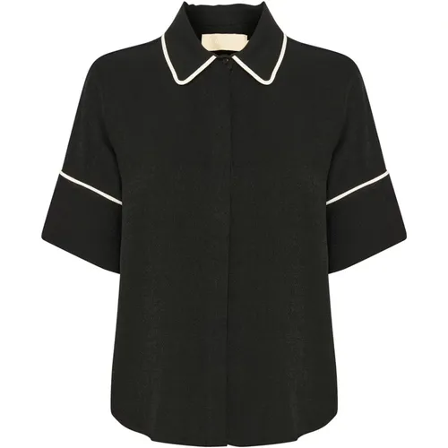Short Sleeve Shirt Blouse , female, Sizes: 2XL - Soaked in Luxury - Modalova